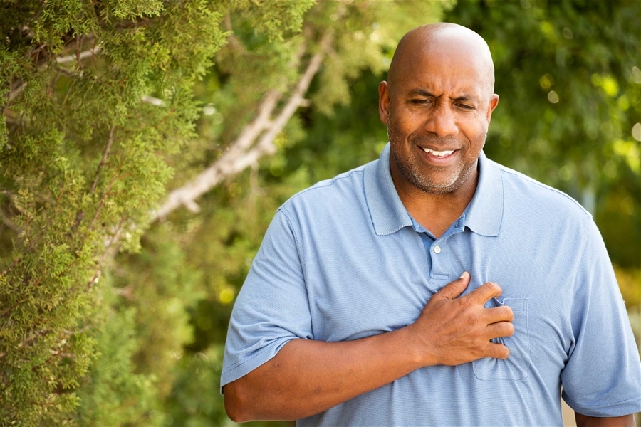 Phương pháp 10 giây giúp sống sót qua cơn đau tim khi ở một mình